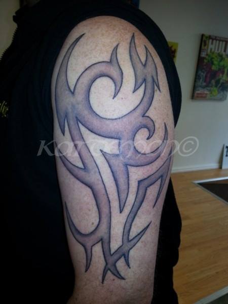 shaded tribal tattoo